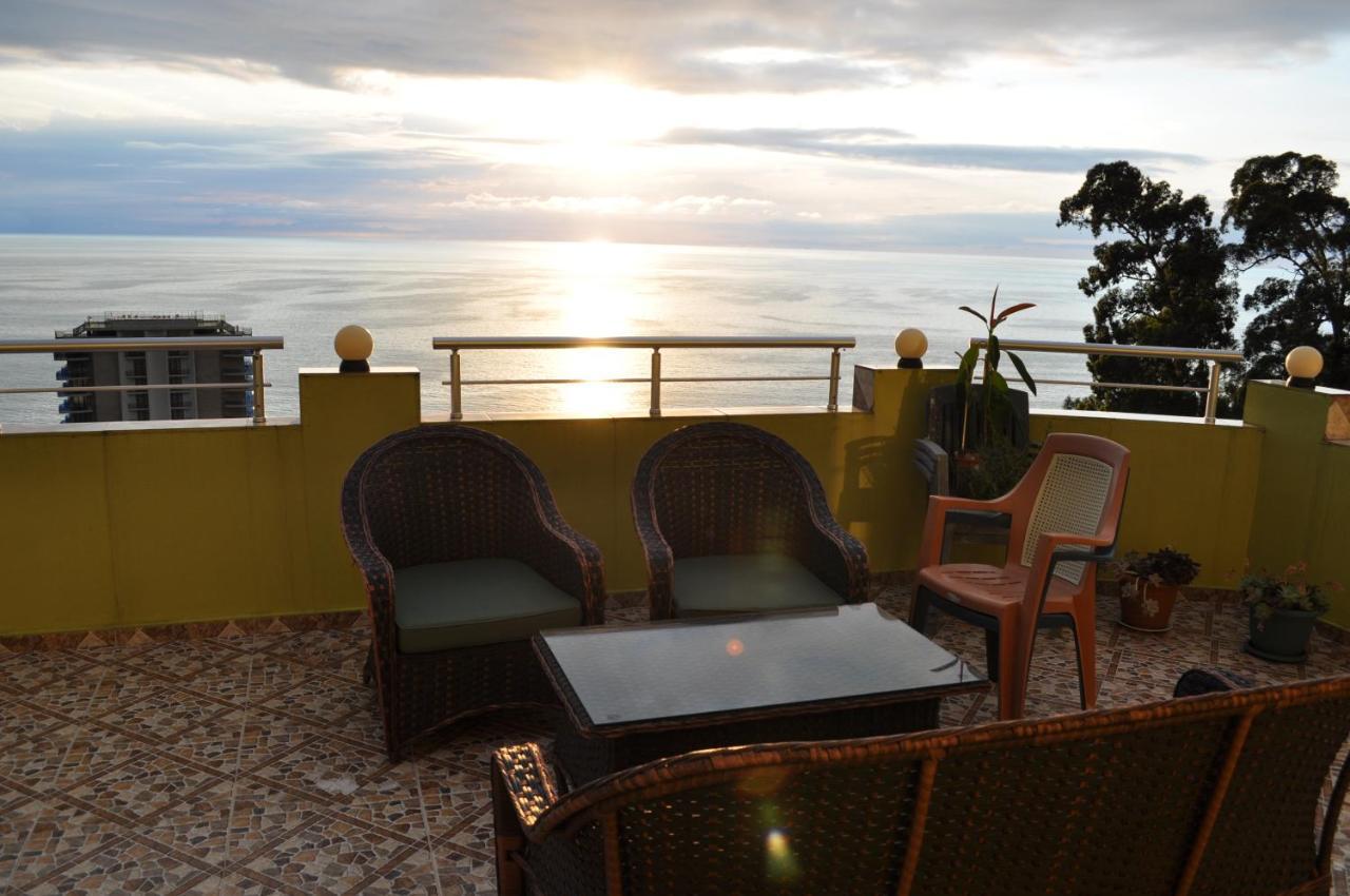 Akhmed Guest House Kvariati Exterior photo